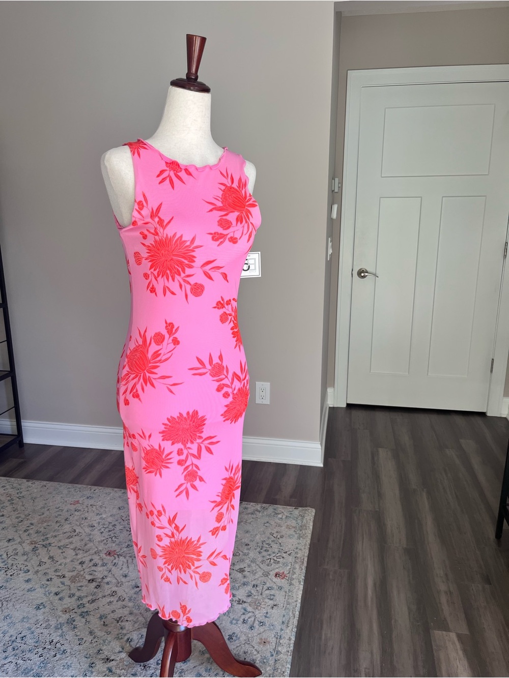 NWT 90’s-Inspired Mesh Bodycon Dress